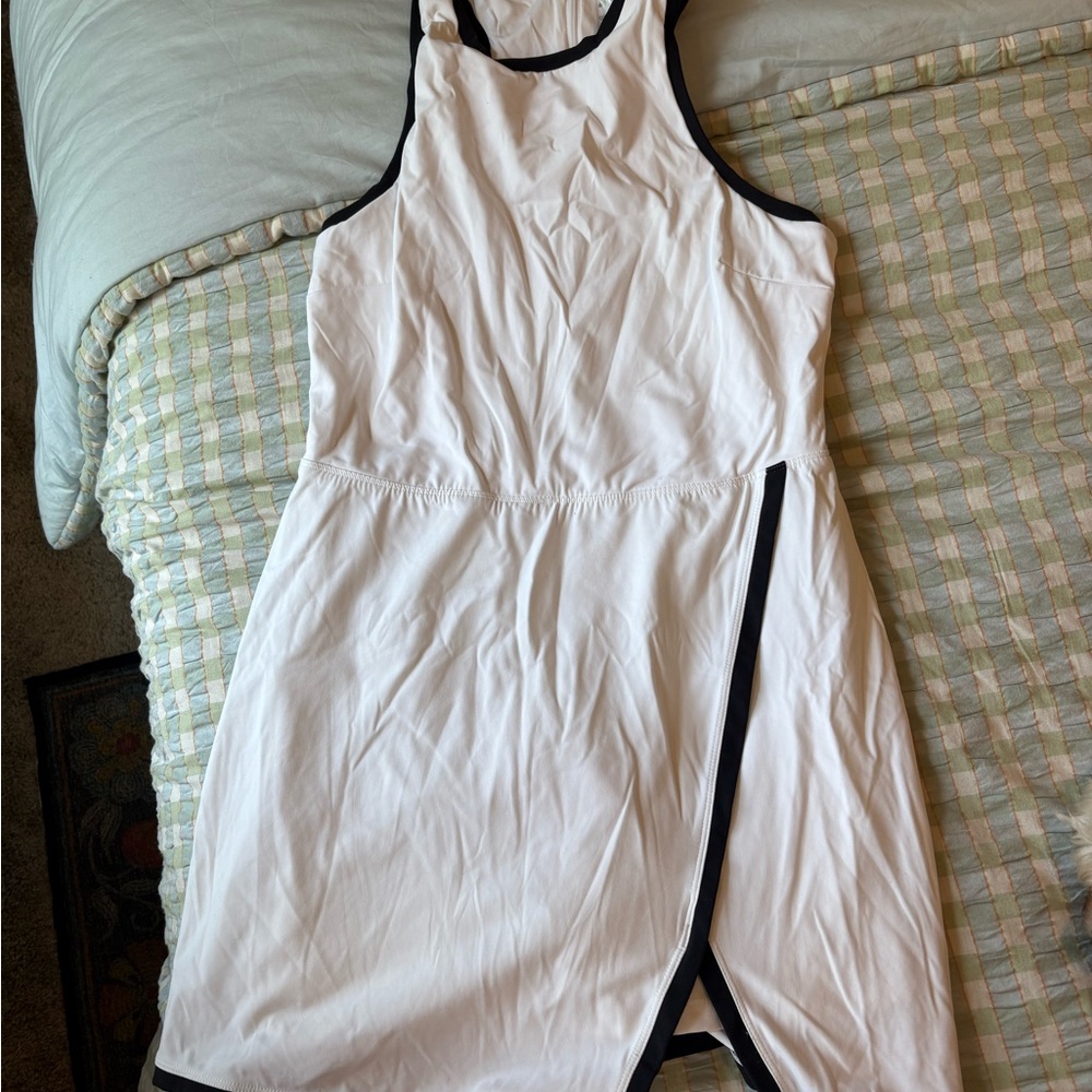 All in Motion White and Black Activewear
